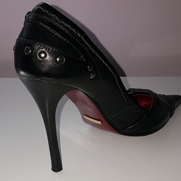 Heels - Picture 5 of 5